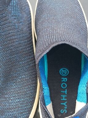 Rothy's Women/Navy and Teal Slip-On Loafers